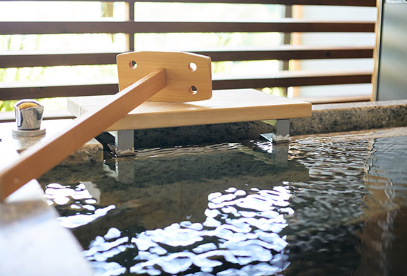 Nature Hot Spring with Mt. Fuji's Volcanic Stone Bath